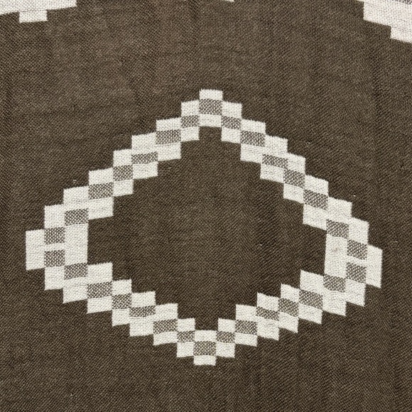 Melrose and Market Geometric Open-Front Shawl - Olive Green and Ivory - Picture 6 of 11